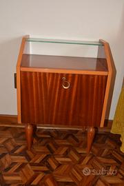 Comodino vintage legno e vetro