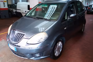 Lancia MUSA 1.4 16V Poltrona Frau