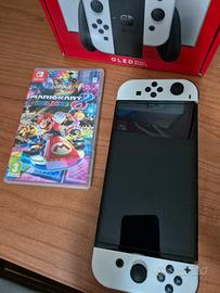 NINTENDO SWITCH OLED CON MARIO KART  8 DELUXE 