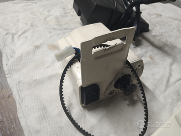 Motore macchina da cucire. singer