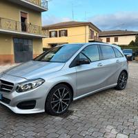 Mercedes-benz B 200 d Automatic Premium