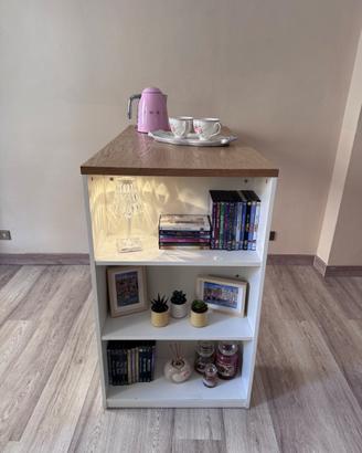 Tavolo alto da cucina e bar con 3 mensole