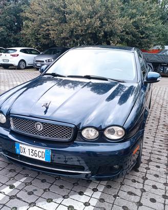 Jaguar X-Type 2.2D cat aut. Luxury cDPF