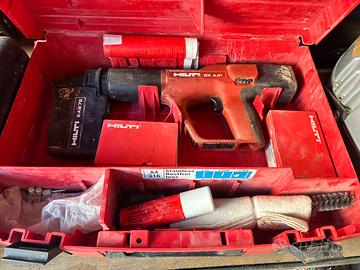 Lotto 3 sparachiodi hilti