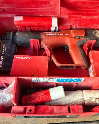 Lotto 3 sparachiodi hilti