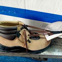 scarpe saldatore