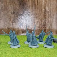 Elfi guerrieri di Rivendell con lancia mesbg lotr