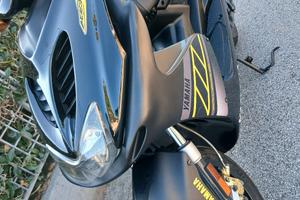 Aerox   R