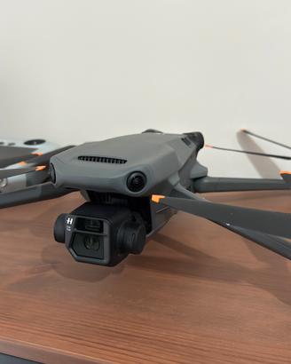 DJI Mavic 3 Fly More Combo - come nuovo!