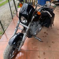 Harley davinson superlow 883