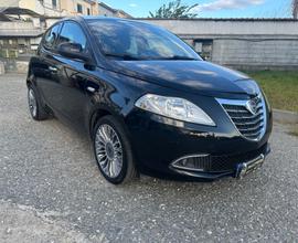 Lancia Ypsilon 1.3 MJT 16V 95 CV 5 porte S&S Gold