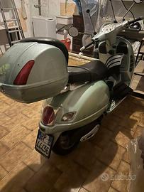 Vespa GT 200