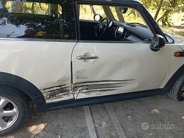 mini Cooper 