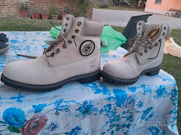 scarponcini bianchi timberland  taglia 44