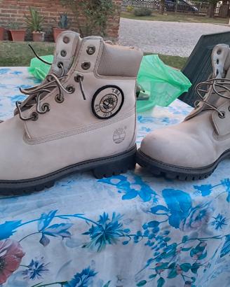 scarponcini bianchi timberland  taglia 44