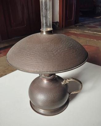 Lampada a petrolio