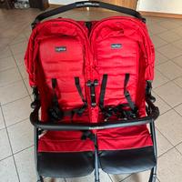 Passeggino gemellare pegperego