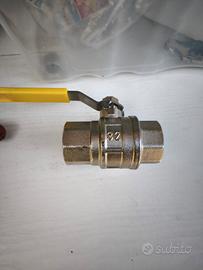 valvola  a 3 vie dm 32  1 pollice 1/4