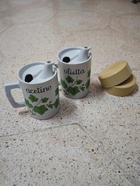 Set di contenitori in ceramica per olio e aceto
