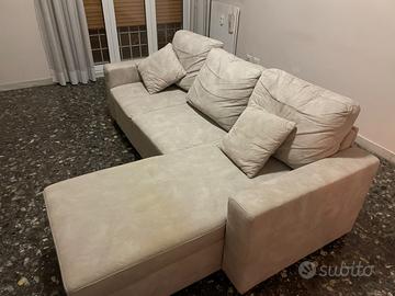 Divano + parete attrezzata