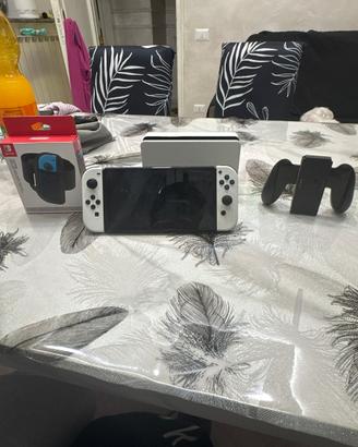 Nintendo swith modello oled