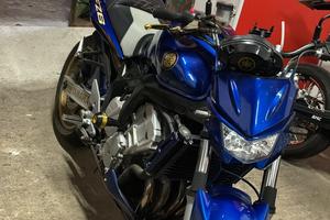 Yamaha Fz6
