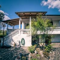 VILLA SINGOLA A SANTA MARINA