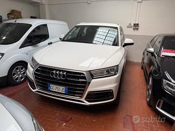 Audi Q5 45 TFSI quattro S tronic Business