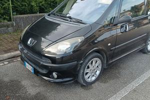 Peugeot  1007