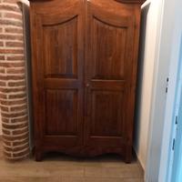 armadio in legno 