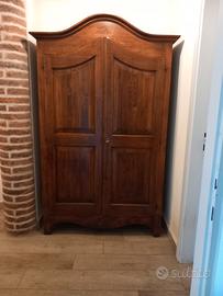 armadio in legno 