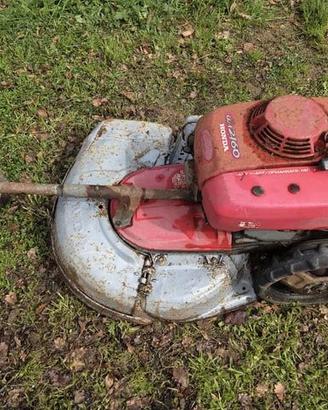 Honda UM 2160