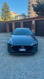 Mazda 3 skyactive x 2021