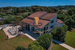 Villa con Piscina in loc. Calalunga