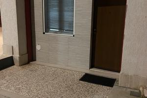 Locale commerciale zona parco padre Pio