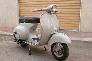 Vespa 150 vbb2 anno 1964 