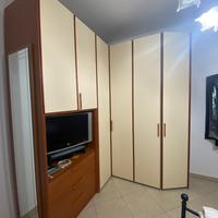 Armadio angolare camera da letto