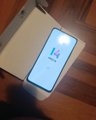 readmy note 10 Pro 128 giga 8 giga RAM 