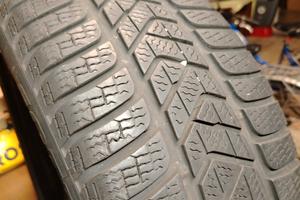 gomme invernali 215 50 17