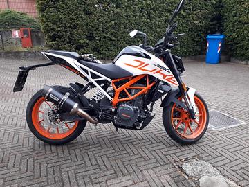 KTM 390 DUKE