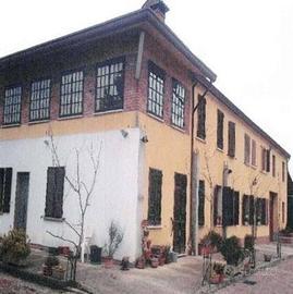 Immobile in asta di 1231 m² con più di 5 locali a 