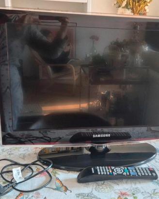 TV Samsung 26 pollici decoder integrato - NO SMART