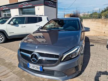 Mercedes-benz A 180 d Premium