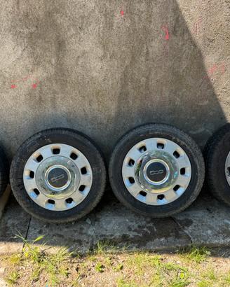 Cerchi in ferro Fiat + Gomme