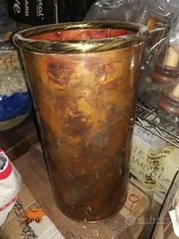 Portaombrelli in rame