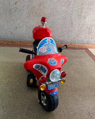 Moto police rossa colibri