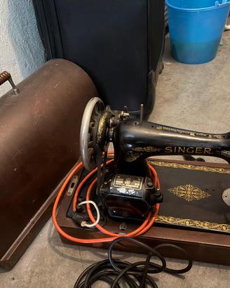 Macchina da cucire vintage Singer