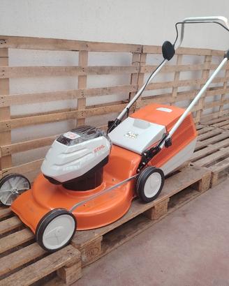 36A TOSAERBA A BATTERIA STIHL RMA 253
