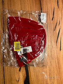 Cappel rosso Moschino