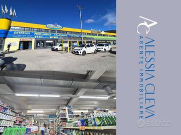 Immobile di 6000 m² con 3 locali a Cittaducale